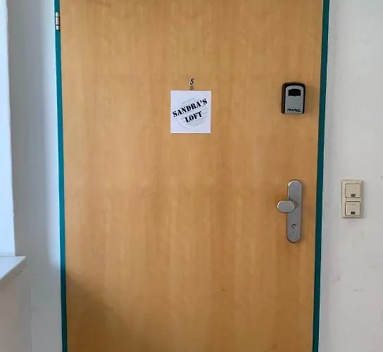 דירה Sandra's Loft קלגנפורט